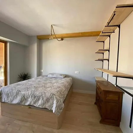 Apto Reformado 2-4 Pax, Wifi, Piscina Y Parking Junto A La Playa *