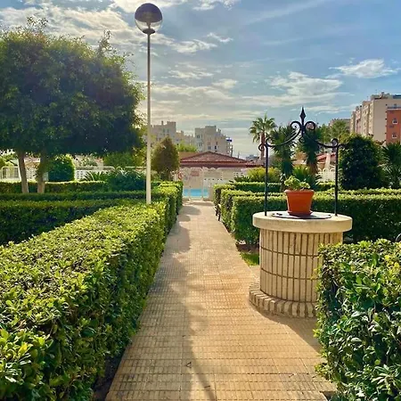 Apto Reformado 2-4 Pax, Wifi, Piscina Y Parking Junto A La Playa Alicante