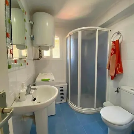 Apartment Apto Reformado 2-4 Pax, Wifi, Piscina Y Parking Junto A La Playa Alicante