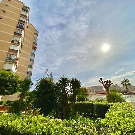 Apto Reformado 2-4 Pax, Wifi, Piscina Y Parking Junto A La Playa *